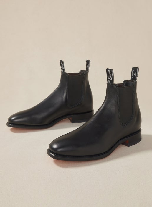 File:Black RM Williams comfort craftsman boots - front and side